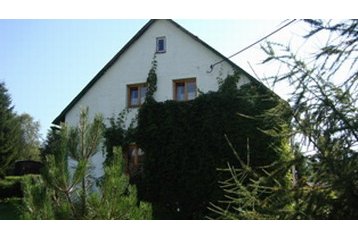 Češka Chata Bernartice, Eksterier